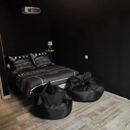 Le Cinema Dans Le Verdon Classe 3 Etoiles Apartment