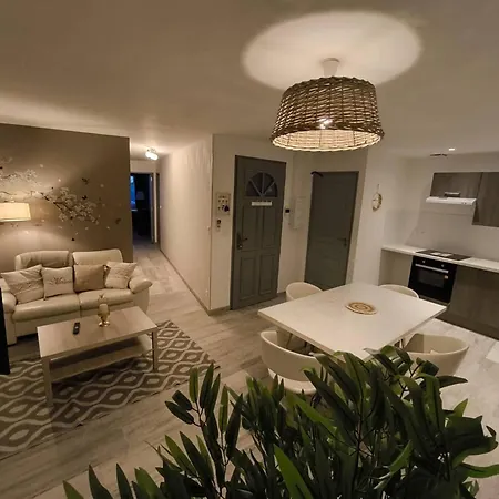 Le Cinema Dans Le Verdon Classe 3 Etoiles דירה רייה