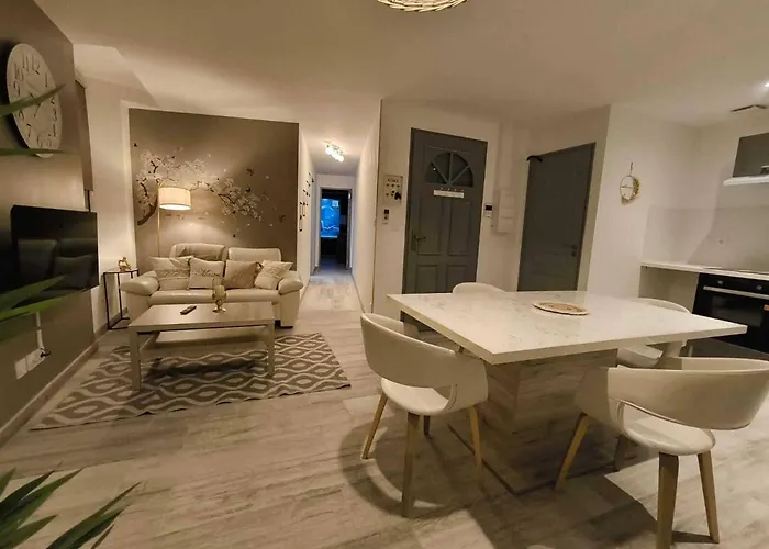 Appartement Le Cinema Dans Le Verdon Classe 3 Etoiles *